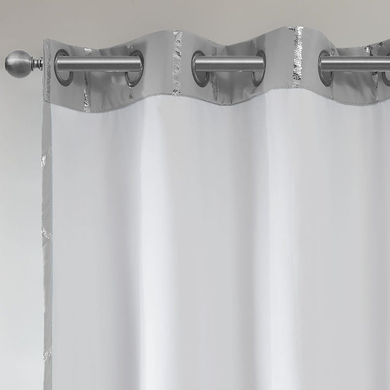 Intelligent Design Blackout Window Curtain, Light Blocking Curtains for Living Room, Thermal Insulated Window Panel with Metallic Print and Grommet Top, 50"x84", Grey/Silver, 1 Piece - Image 4